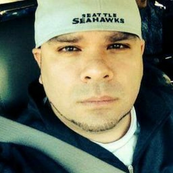 Profile Picture of Brent Wagner (@brentrwagner76) on Poshmark