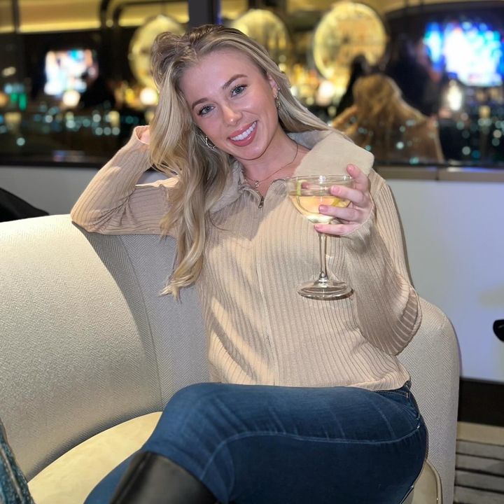 Profile Picture of M (@meganjohndrow) on Tiktok