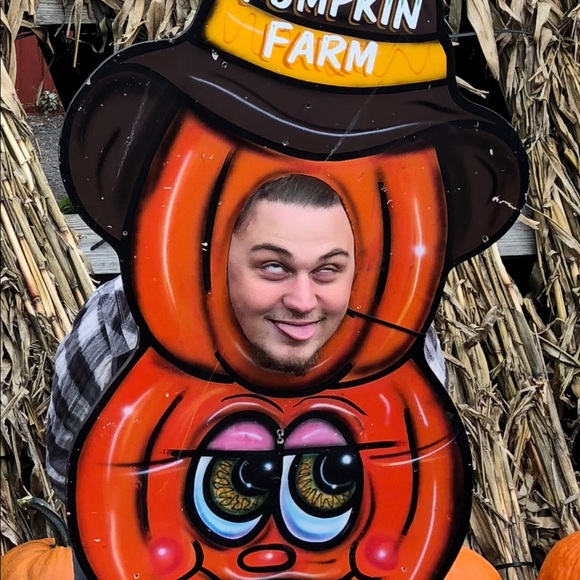 Profile Picture of Sal Cibella (@salcibella4444) on Poshmark