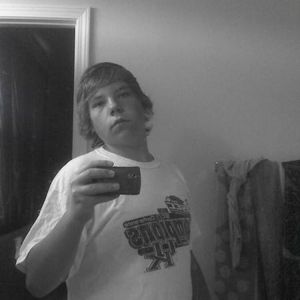 Profile Picture of Jeff Burris (@pkerbear) on Myspace