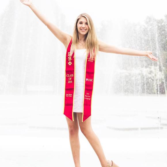 Profile Picture of Mckayla Harris (@mhar3258) on Poshmark