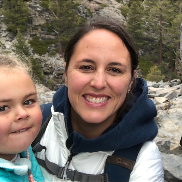 Profile Picture of Danielle Baute (@dbaute25) on Poshmark