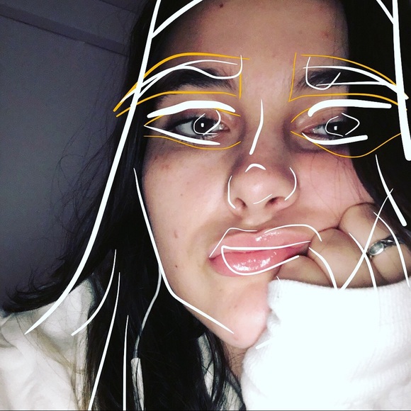 Profile Picture of Adena Horvitz (@adenasara) on Poshmark