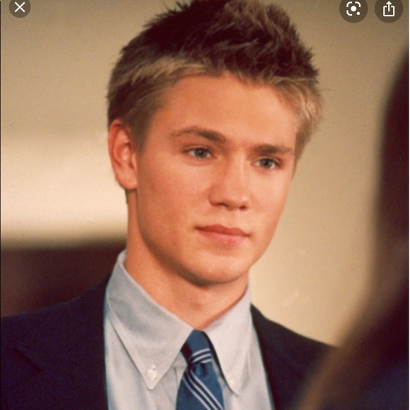 Profile Picture of Mia Jacobson (@miajacobson6) on Poshmark