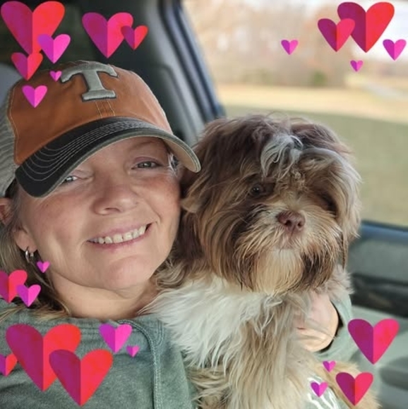 Profile Picture of Davina Lawson (@lawsondavina80) on Poshmark