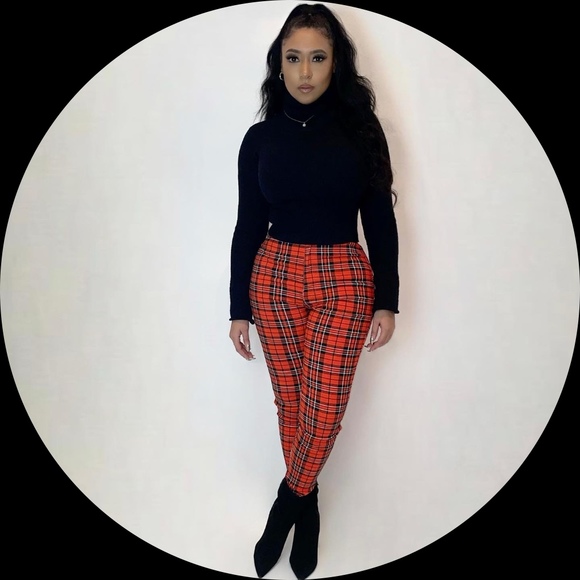 Profile Picture of Latoya Jackson (@amorahbella) on Poshmark