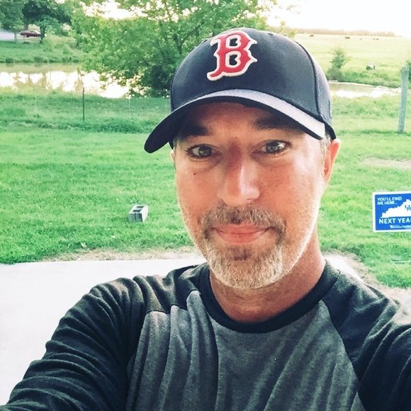 Chris Grace - Poshmark Profile Picture of Chris Grace (@cgrace1976) on Poshmark