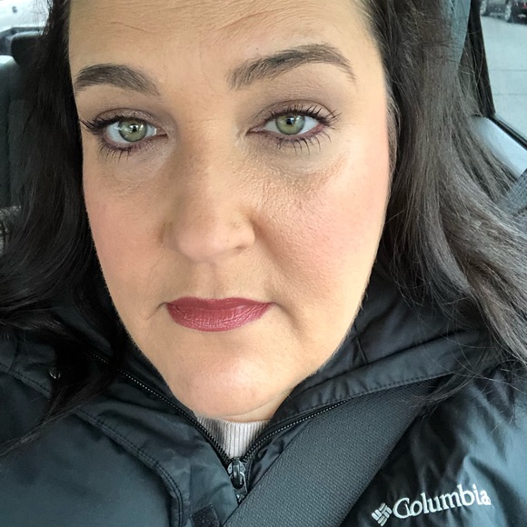 Profile Picture of Julianne Smith (@giancjul) on Poshmark