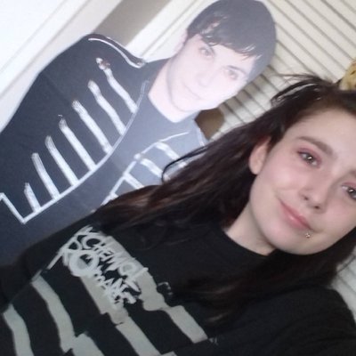 Profile Picture of Rebecca Bowler (@Babygur92534183) on Twitter