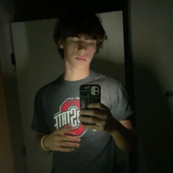 Profile Picture of Brian (@brianlev08) on Tiktok