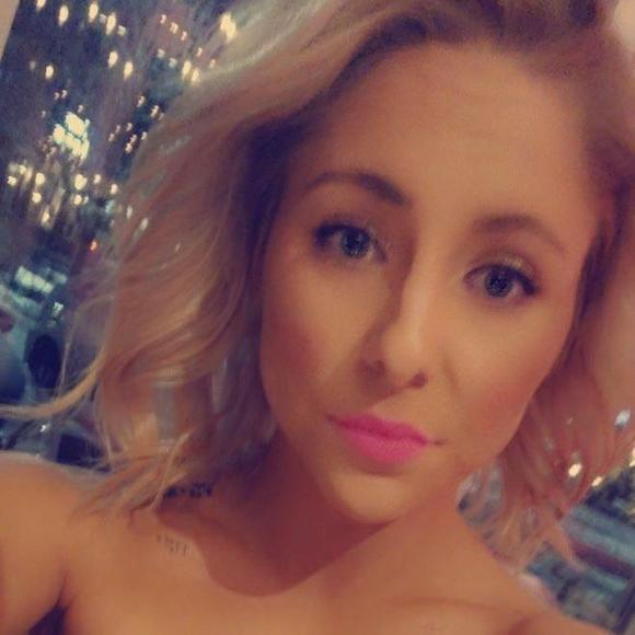 Profile Picture of Patty Papuga (@pattypapuga) on Poshmark