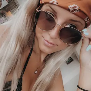 Allie Sprankle - Tiktok Profile Picture of Allie Sprankle (@alliesprankle19) on Tiktok