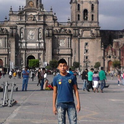 Profile Picture of Erik Escobar (@erikescobar15) on Twitter
