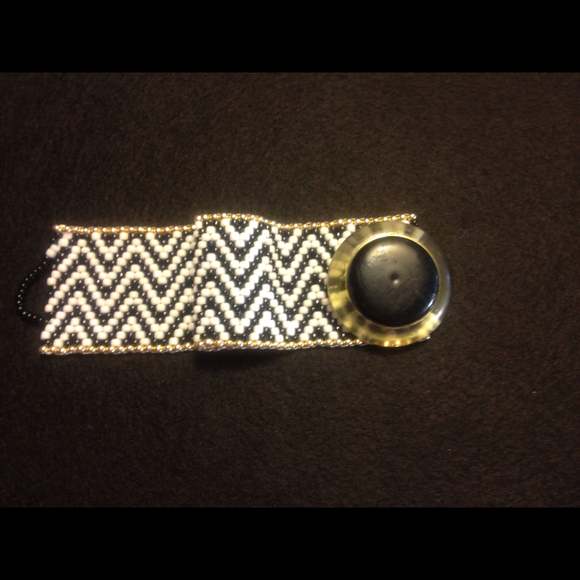 Profile Picture of Bonita Stropes (@sassygladys) on Poshmark