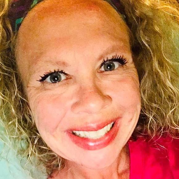 Profile Picture of Kamille Boyd-davis (@alishiakamille) on Poshmark