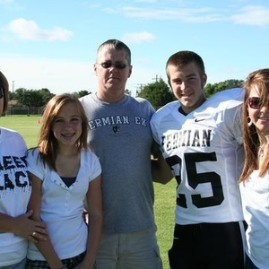 Profile Picture of Cindy Creek (@freakyalexis) on Myspace