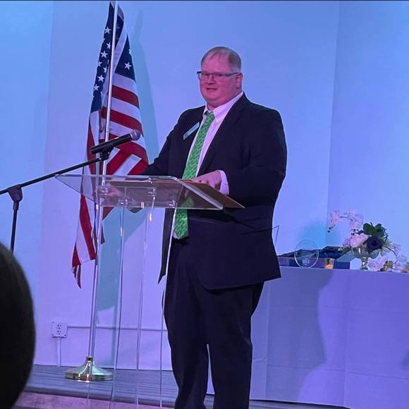 Profile Picture of Mike Needles (@mikeneedles) on Poshmark