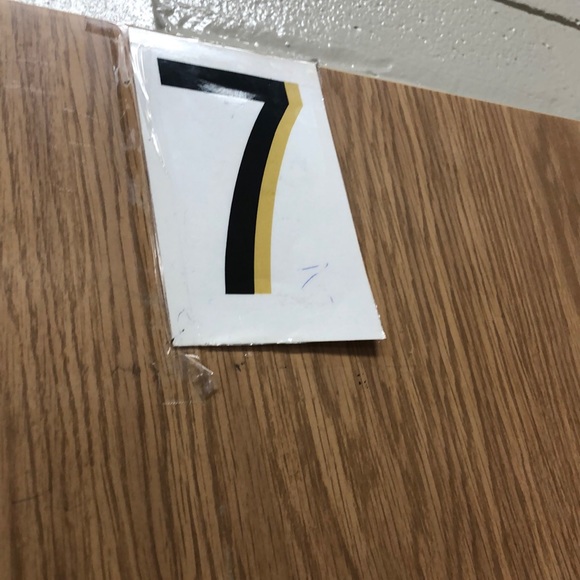 Profile Picture of Andrew Shockley (@andrewshockley) on Poshmark