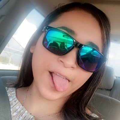 Profile Picture of Jacqueline Campos 🍍 (@yakilcampos) on Twitter