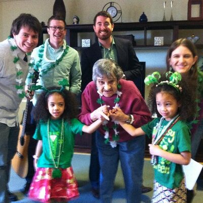 Profile Picture of Amanda Bladt (@SofHvolunteers) on Twitter