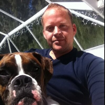 Profile Picture of James Guttridge (@@DuhJames) on Twitter