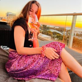 Profile Picture of Caitlin Mullins (@caitlinmullins7) on Pinterest