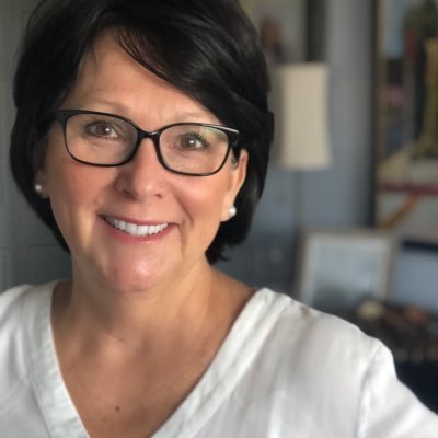 Profile Picture of Cindy Bluth (@bluth_cindy) on Twitter