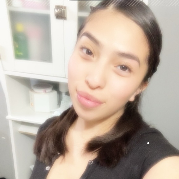 Profile Picture of Samantha Hidalgo (@samanthahida006) on Poshmark