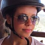 Profile Picture of Paula Vieira 🌸 (@_newportbeach) on Instagram