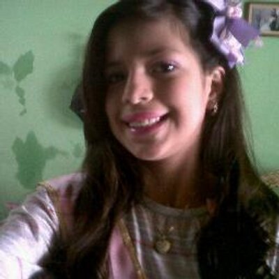 Profile Picture of Karla Becerra (@karlabecerra2) on Twitter