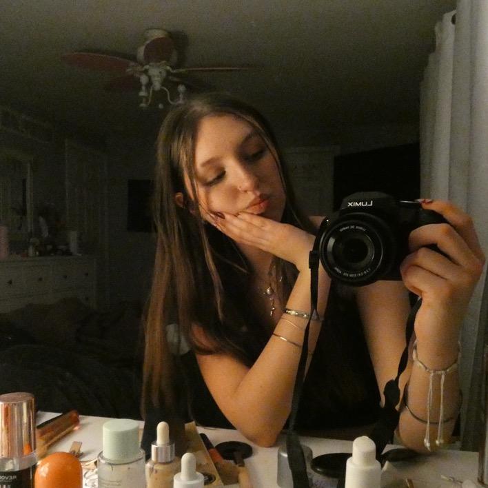 Profile Picture of eli 🐞 (@eelipagee) on Tiktok