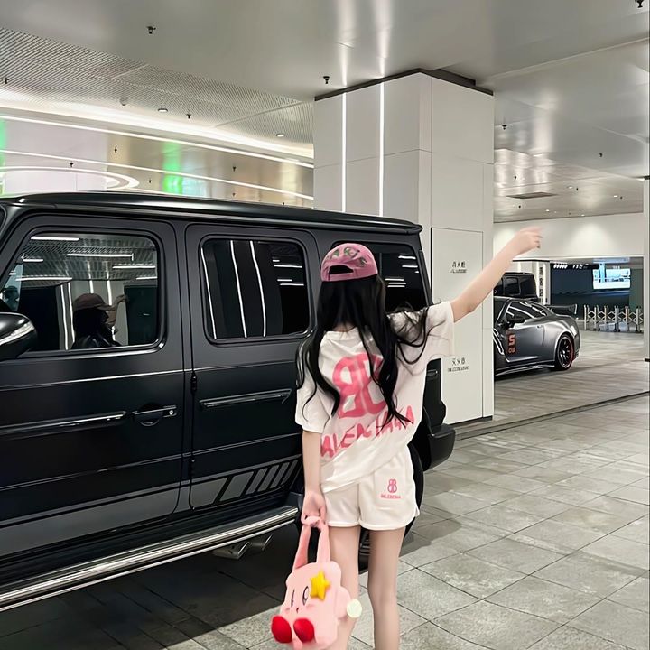 Profile Picture of barryware1 (@barryware1) on Tiktok