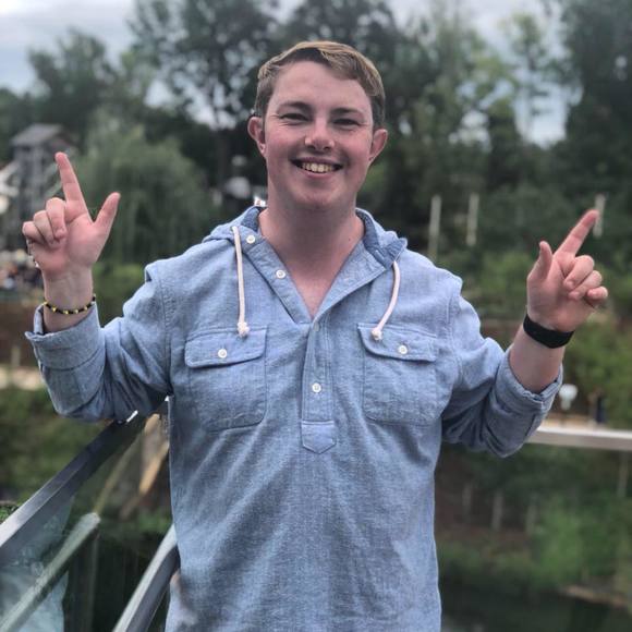 Profile Picture of Alex Mclain (@alexmclain18) on Poshmark