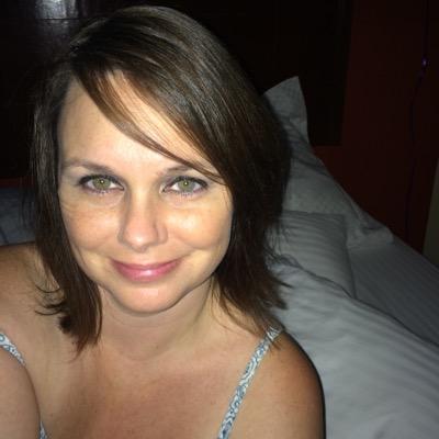 Profile Picture of Tina Hahn (@mommababybitz) on Twitter