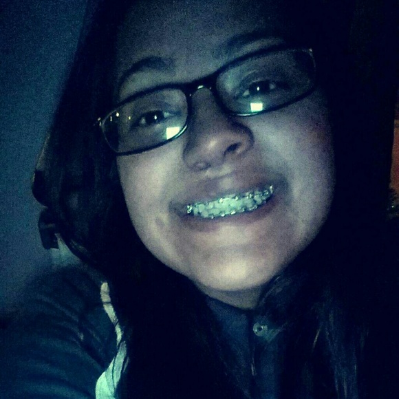 Profile Picture of Diana Chacon (@diana_chacon) on Poshmark