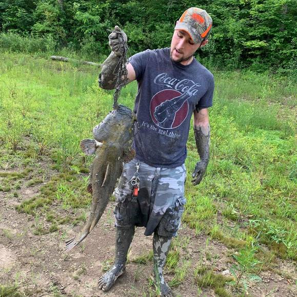 Profile Picture of Justin Bradshaw (@justinbradsh670) on Poshmark