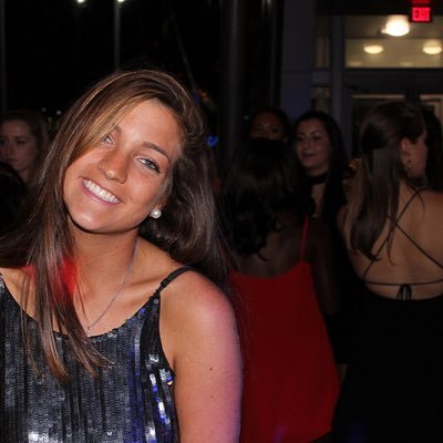 Profile Picture of Tessa Evarts (@tessamazing1) on Twitter