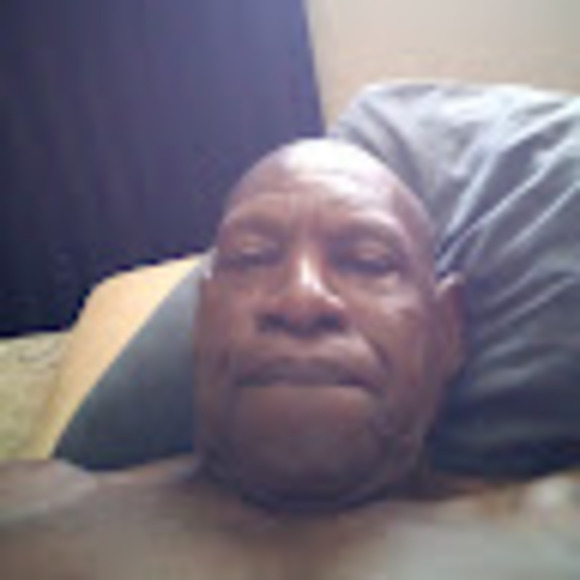 Profile Picture of George Parsons (@gparsons087) on Poshmark