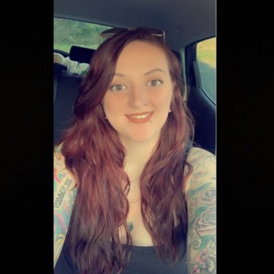 Profile Picture of Katie Hunter (@katiehunter1992) on Twitter