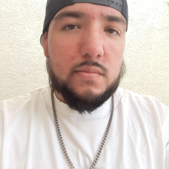 Profile Picture of Julio Martinez (@jcmvr9097) on Poshmark