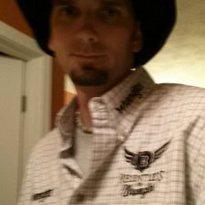 Profile Picture of Robert Hallman (@RobertHallman3) on Twitter