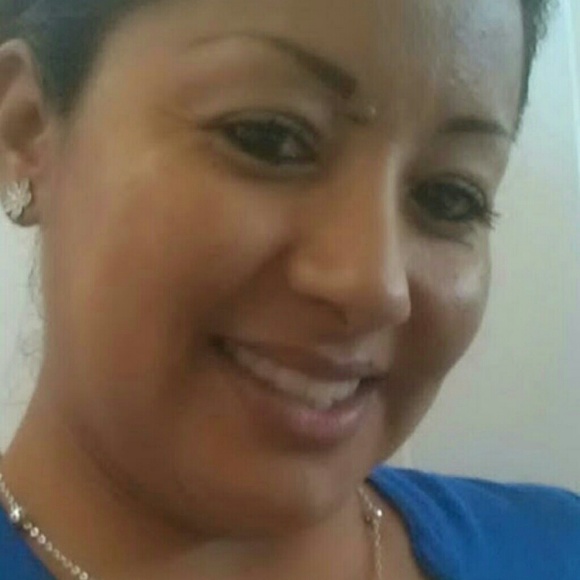 Profile Picture of Patricia Talavera (@pattytrejo19) on Poshmark