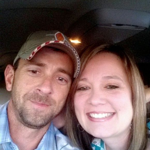 Profile Picture of Meredith Guffey (@mas0281) on Poshmark