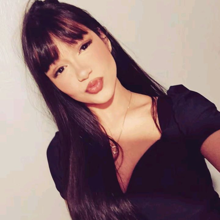 Profile Picture of Stephany (@stephanyjanicki) on Tiktok