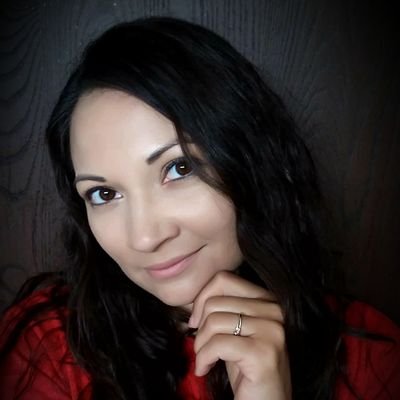 Profile Picture of Amanda (@BadgerGirl23) on Twitter