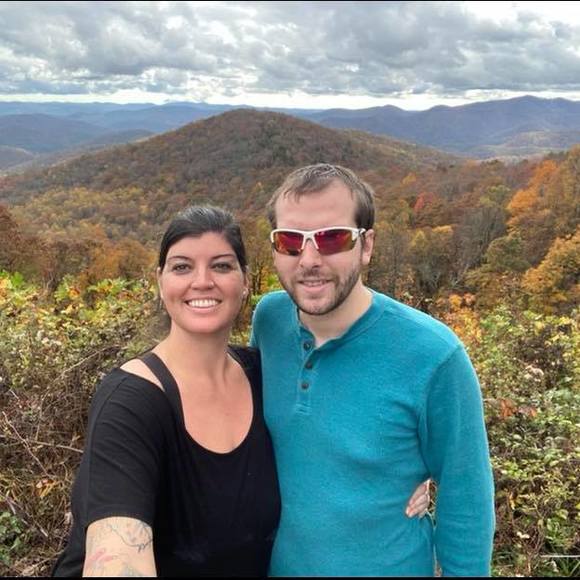 Profile Picture of Kim Repetti (@notyoursbutmine) on Poshmark