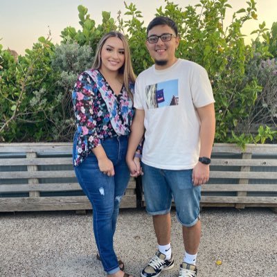 Profile Picture of Cassandra (@CDeAnnGarza) on Twitter