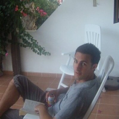 Profile Picture of Trevor Bradshaw (@trevorb2000) on Twitter