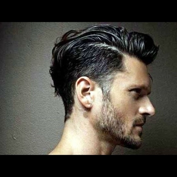 James Tomson - Poshmark Profile Picture of James Tomson (@xxthekingtuxx) on Poshmark