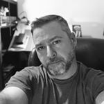 Profile Picture of Michael Wayne (@michaelwayneart) on Instagram